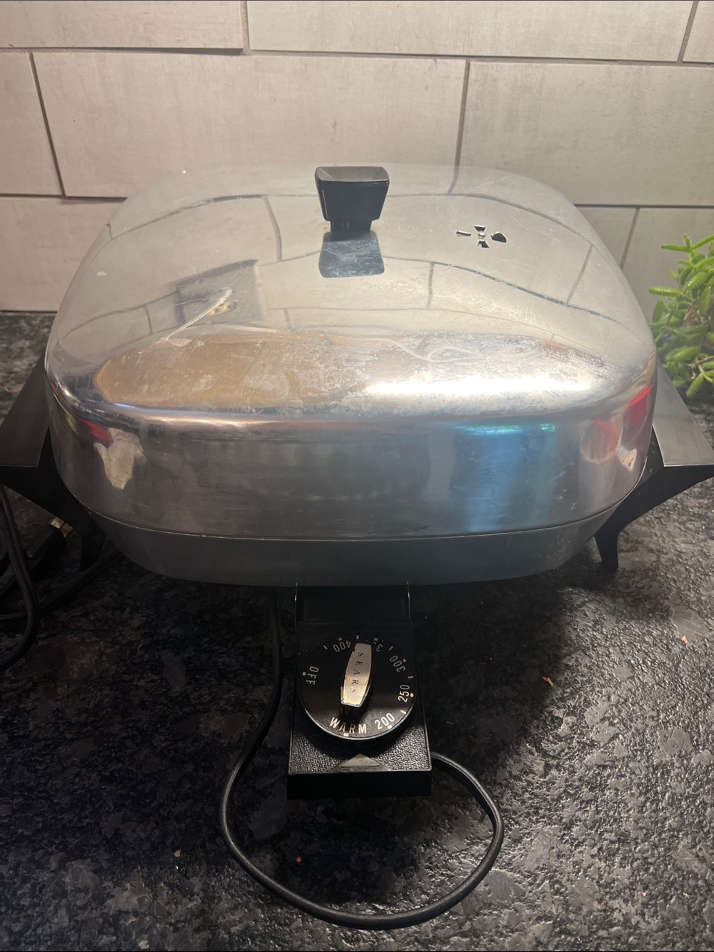 Sears and Roebuck Vintage Electric Skillet - non stick coating. Exc condition